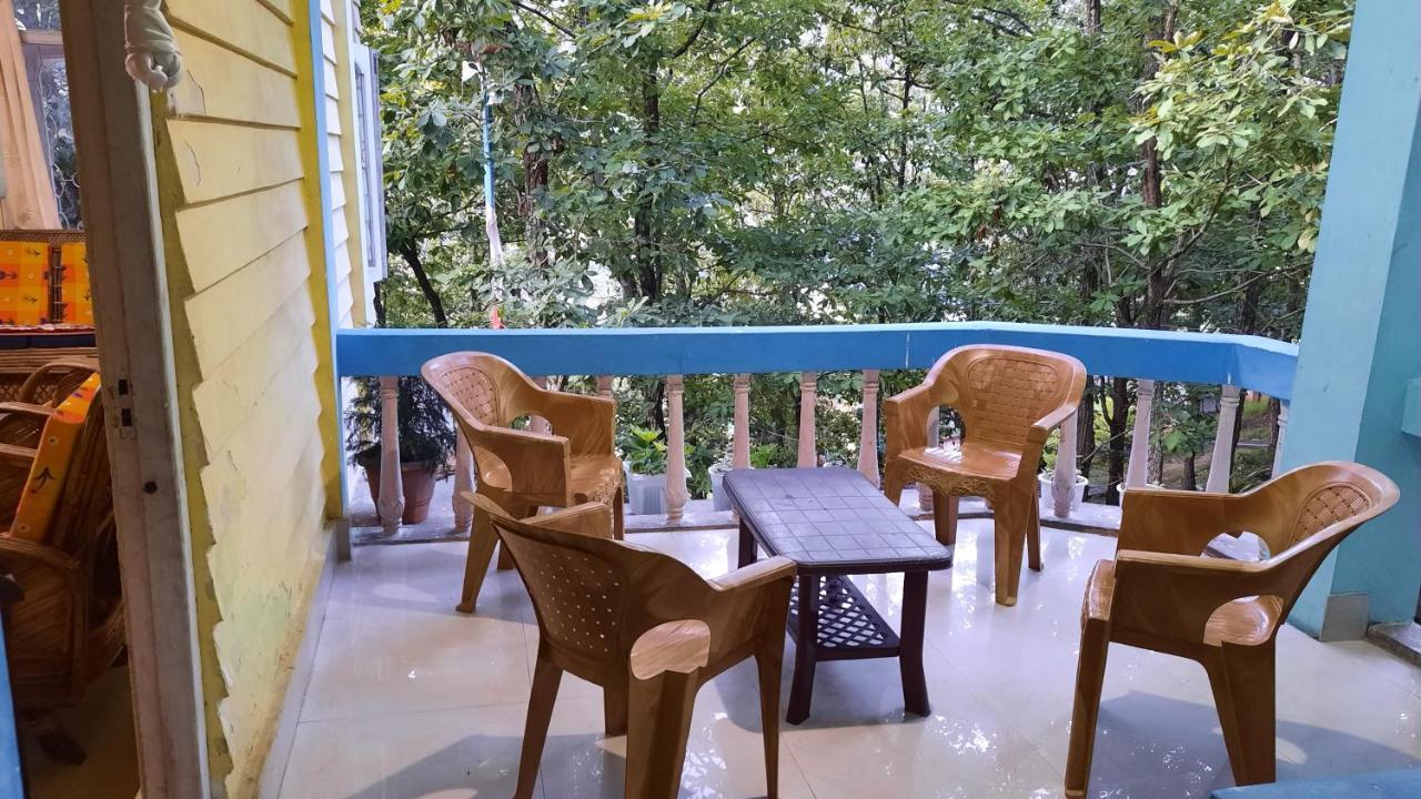Anna Homestay Dirāng エクステリア 写真